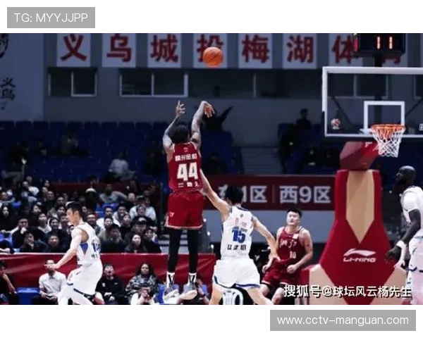 宁波外援辛普森43分空砍，赛后与裁判交流判罚